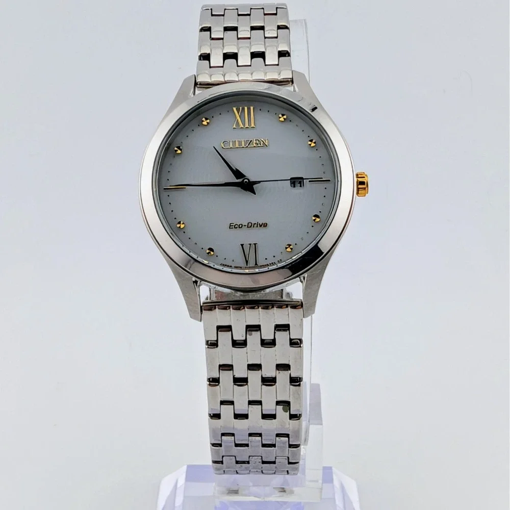 Citizen Chandler Watch Eco-Drive E011-R011723 Pearlescent White New Capacitor
